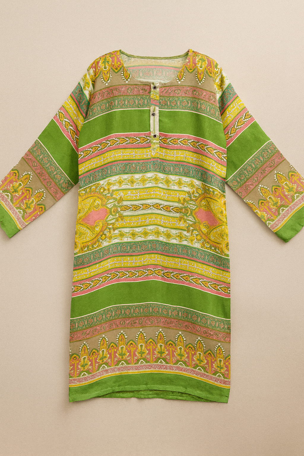 Lilan Kurti