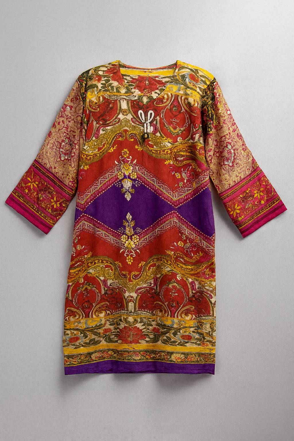 Lilan Kurti