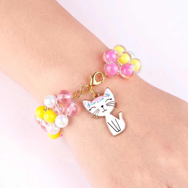 multi-color-bead-bracelet-kitty-cha_1139_k9ti.webp